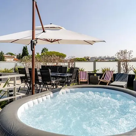 Newly Built With Pool, Walk To The