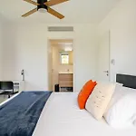 Newly Built With Pool, Walk To The アパート *