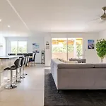 Newly Built With Pool, Walk To The アンティーブ