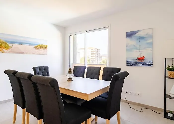 Διαμέρισμα Newly Built With Pool, Walk To The Αντίμπ